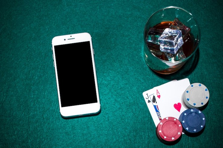 Antarmuka aplikasi Android moli 77 menampilkan pasar olahraga Liga 1 dan permainan slot